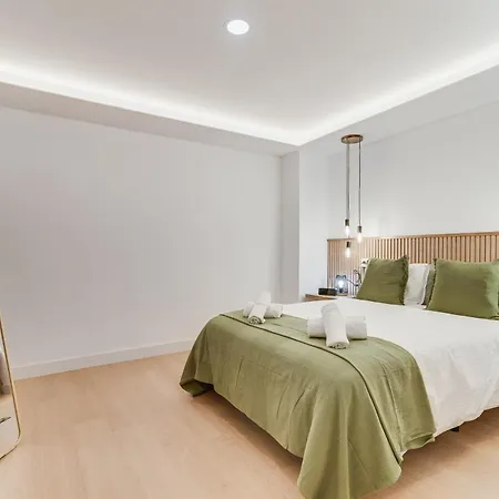Home2book Beachside Canteras *